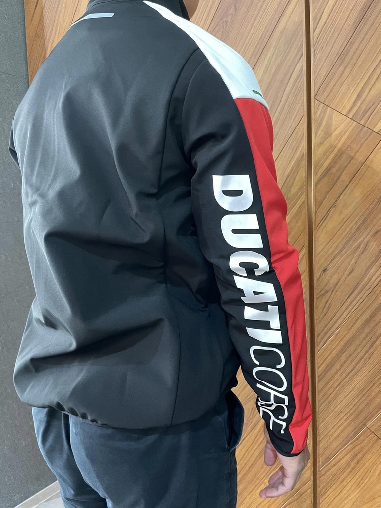 98770781_3.jpg (246 KB)