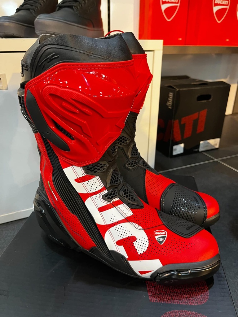 9810854_2.jpg (231 KB)