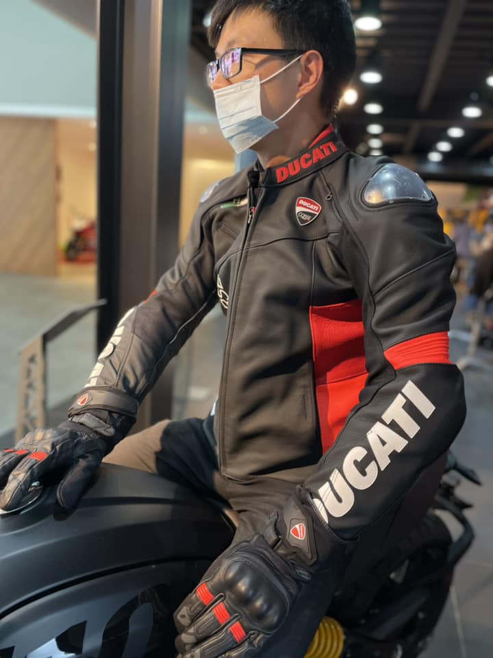 9810743_4.jpg (59 KB)