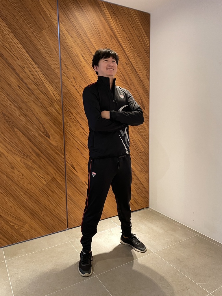 S__183369741_0.jpg (261 KB)