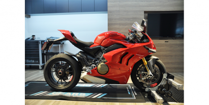 Panigale V4S